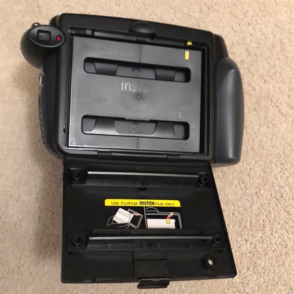 Camera - Picture 2 of 4